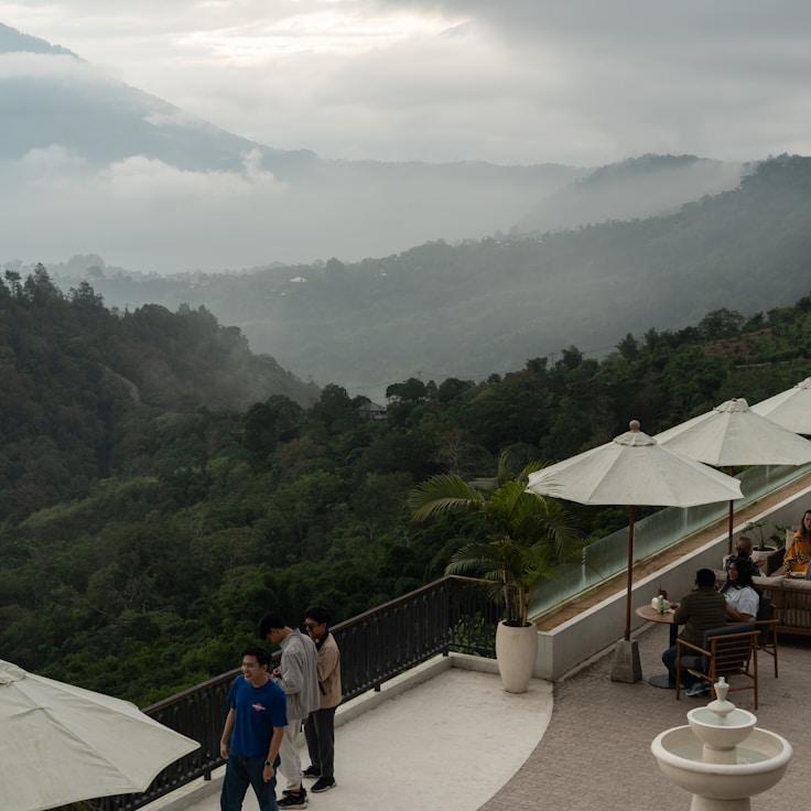 Family-friendly dining with comfortable seating